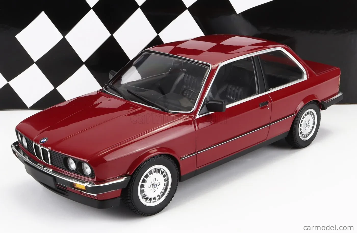 BMW 323i 1:18 diecast model