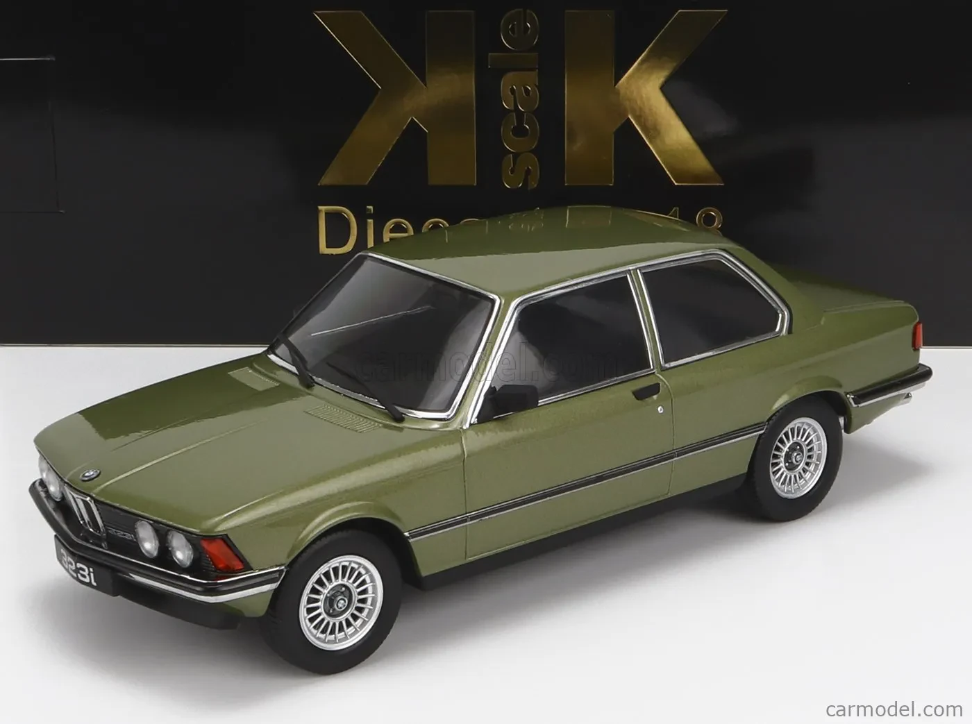 Close-up of BMW 323i diecast details