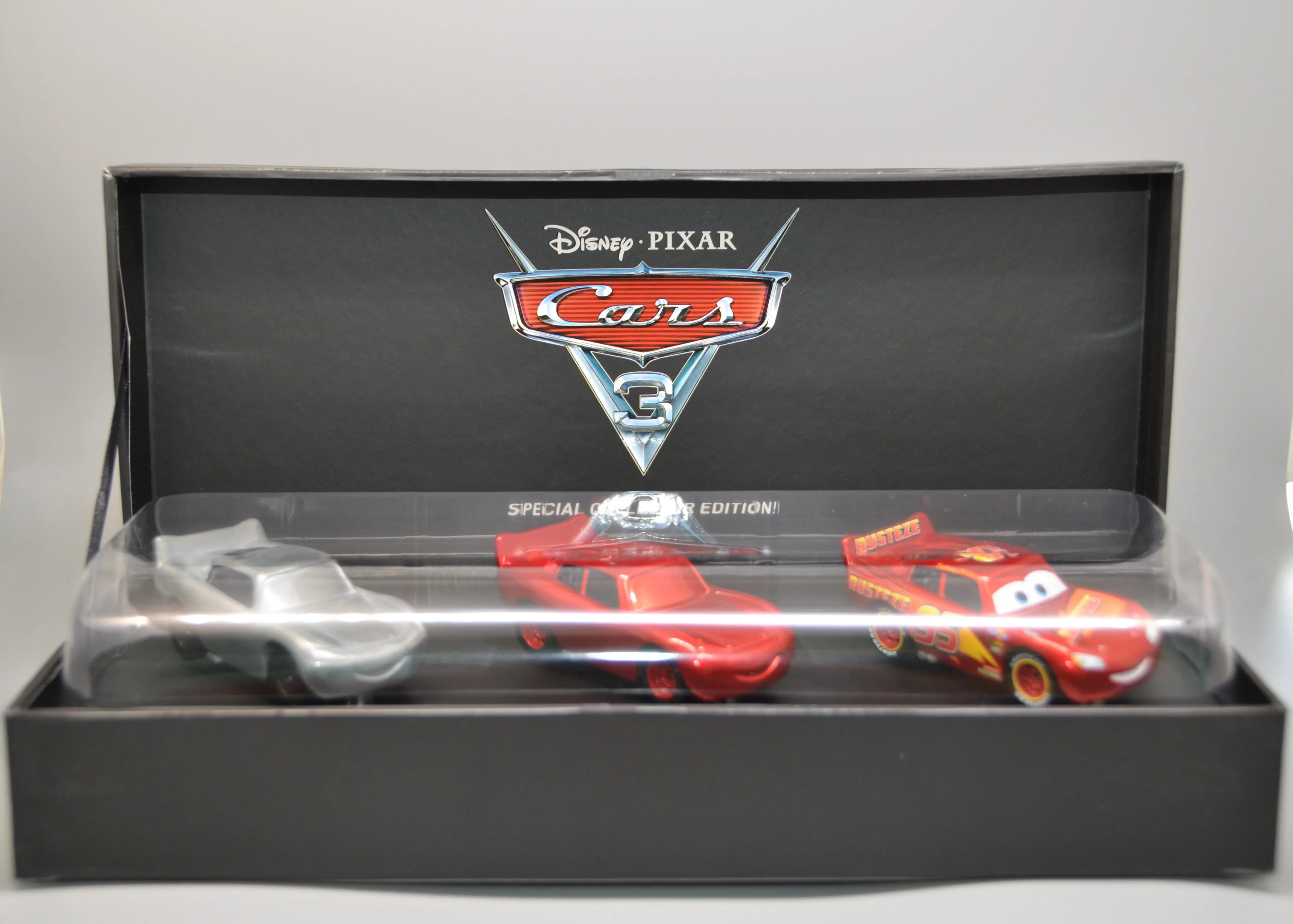 Cars 79 Lightning McQueen Diecast