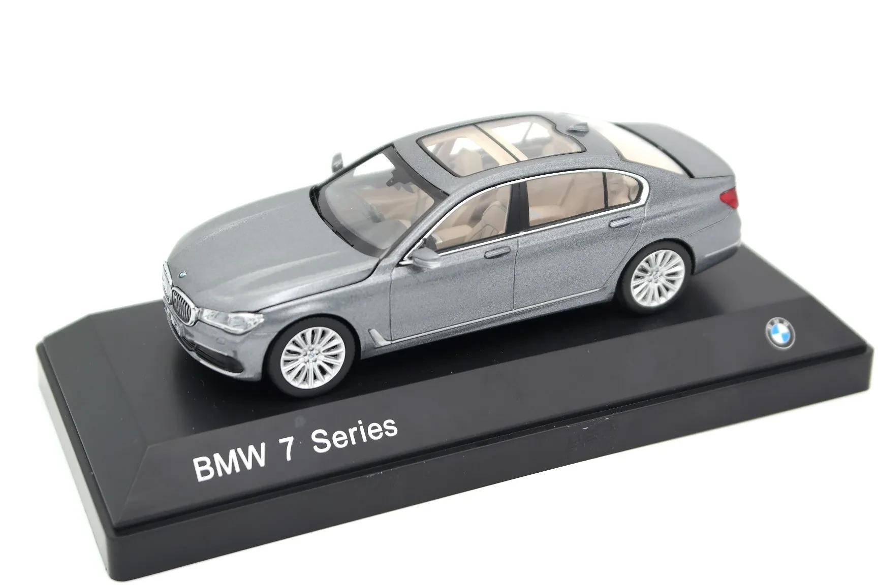 img/2280_bmw-750li-diecast-models-a-collectors-dream.webp
