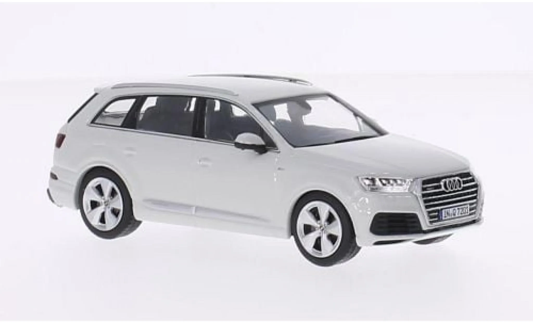 Audi Q7 Diecast Model 1:43