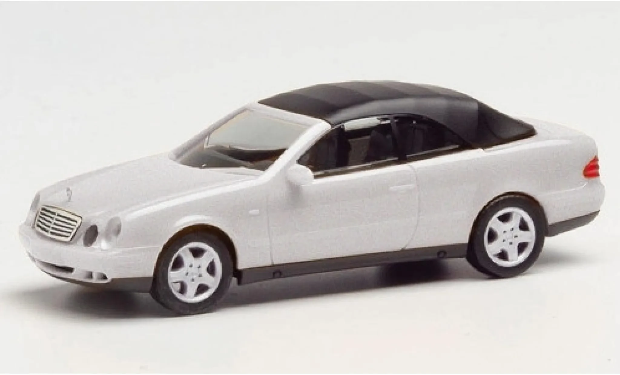 img/2305_mercedes-clk-diecast-models-a-collectors-dream.webp