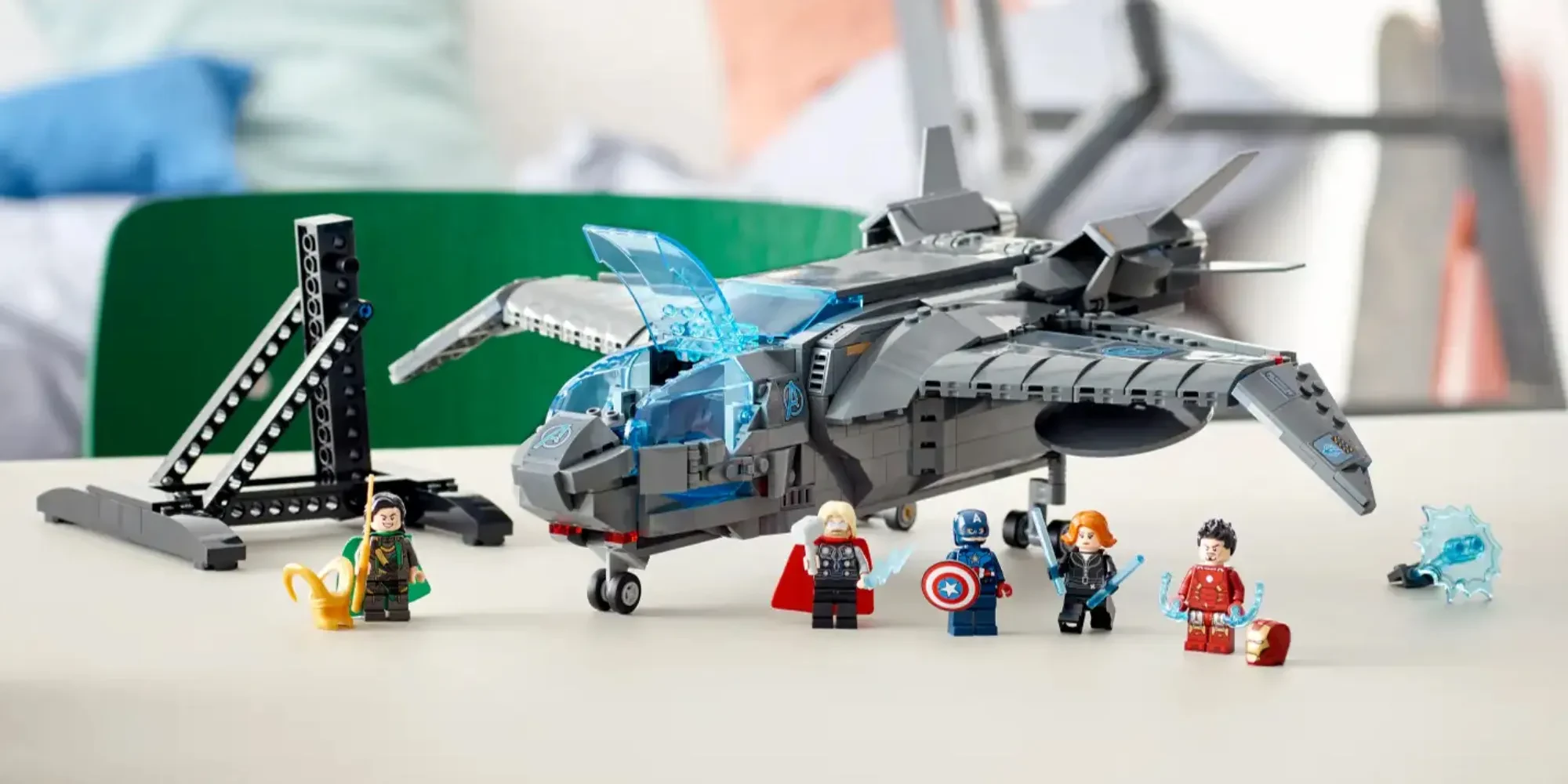 Diecast Quinjet 2024