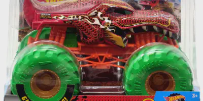 img/2324_greenhills-diecast-cars-a-collectors-paradise.webp