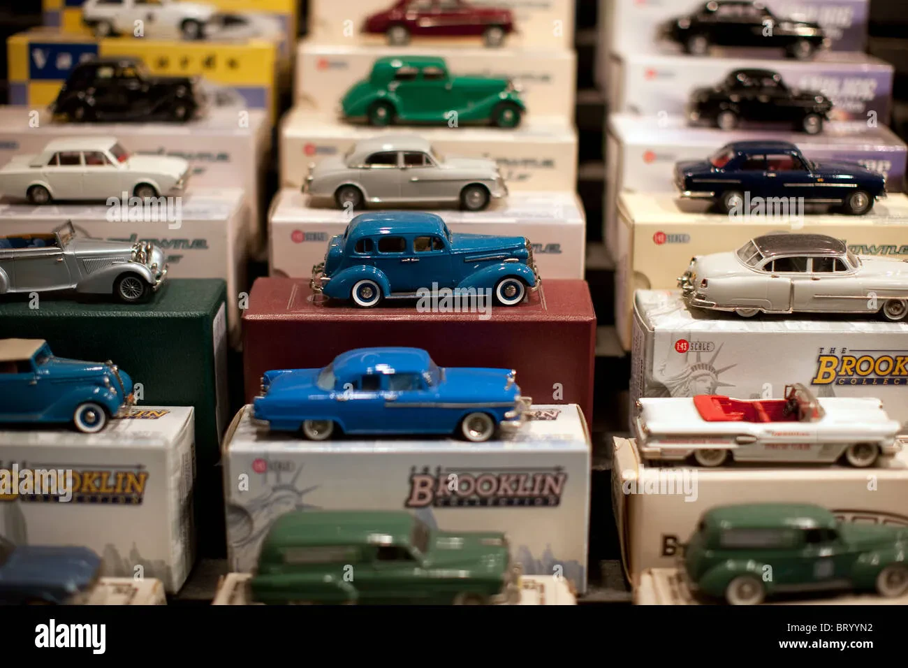 img/2325_diecast-model-cars-in-london-a-collectors-paradise.webp
