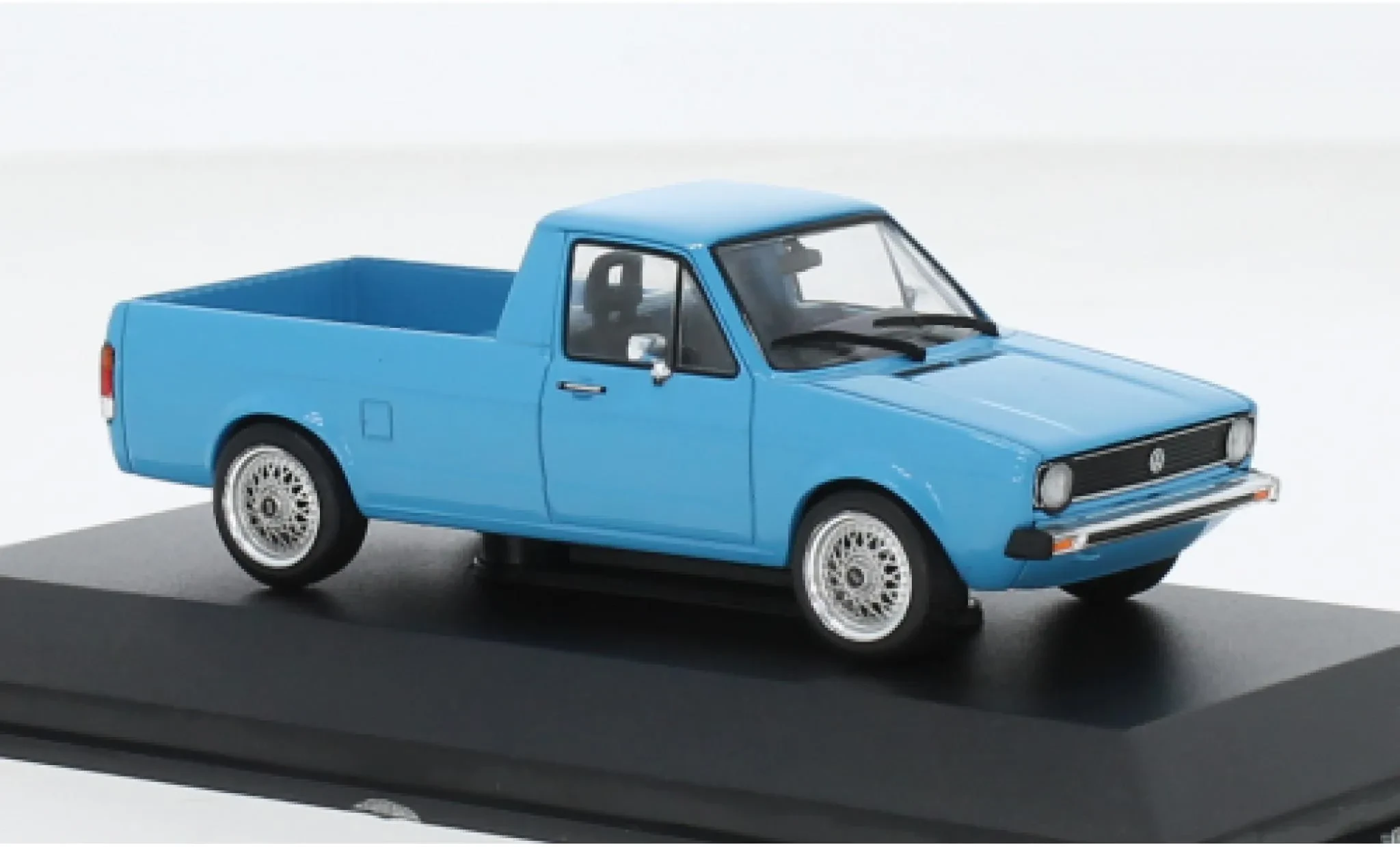 img/2330_vw-caddy-diecast-models-a-collectors-guide.webp