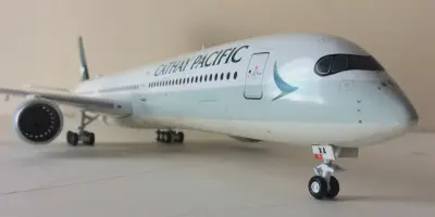 img/2334_cathay-pacific-diecast-models-a-collectors-dream.webp
