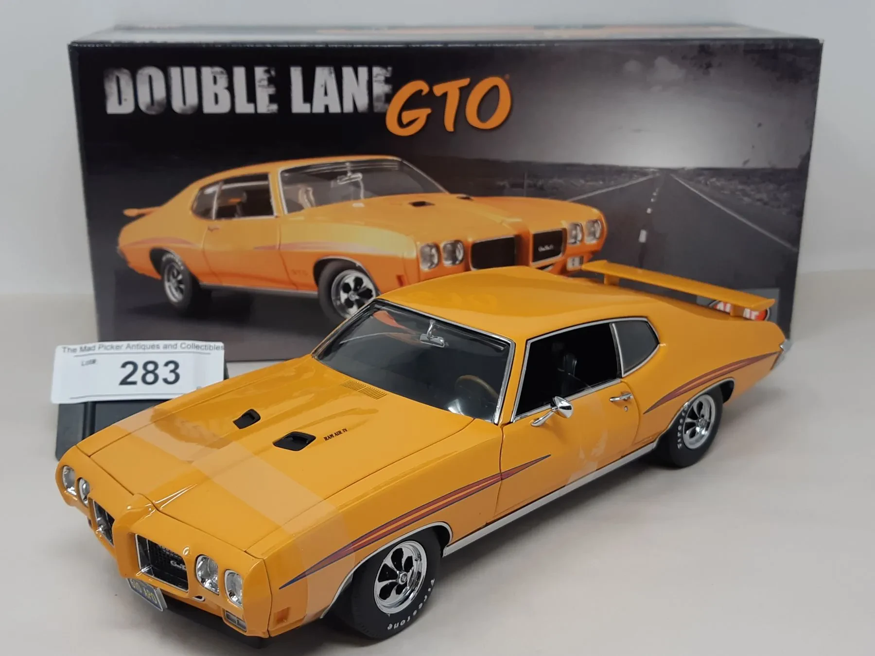 1:18 scale 1967 GTO diecast