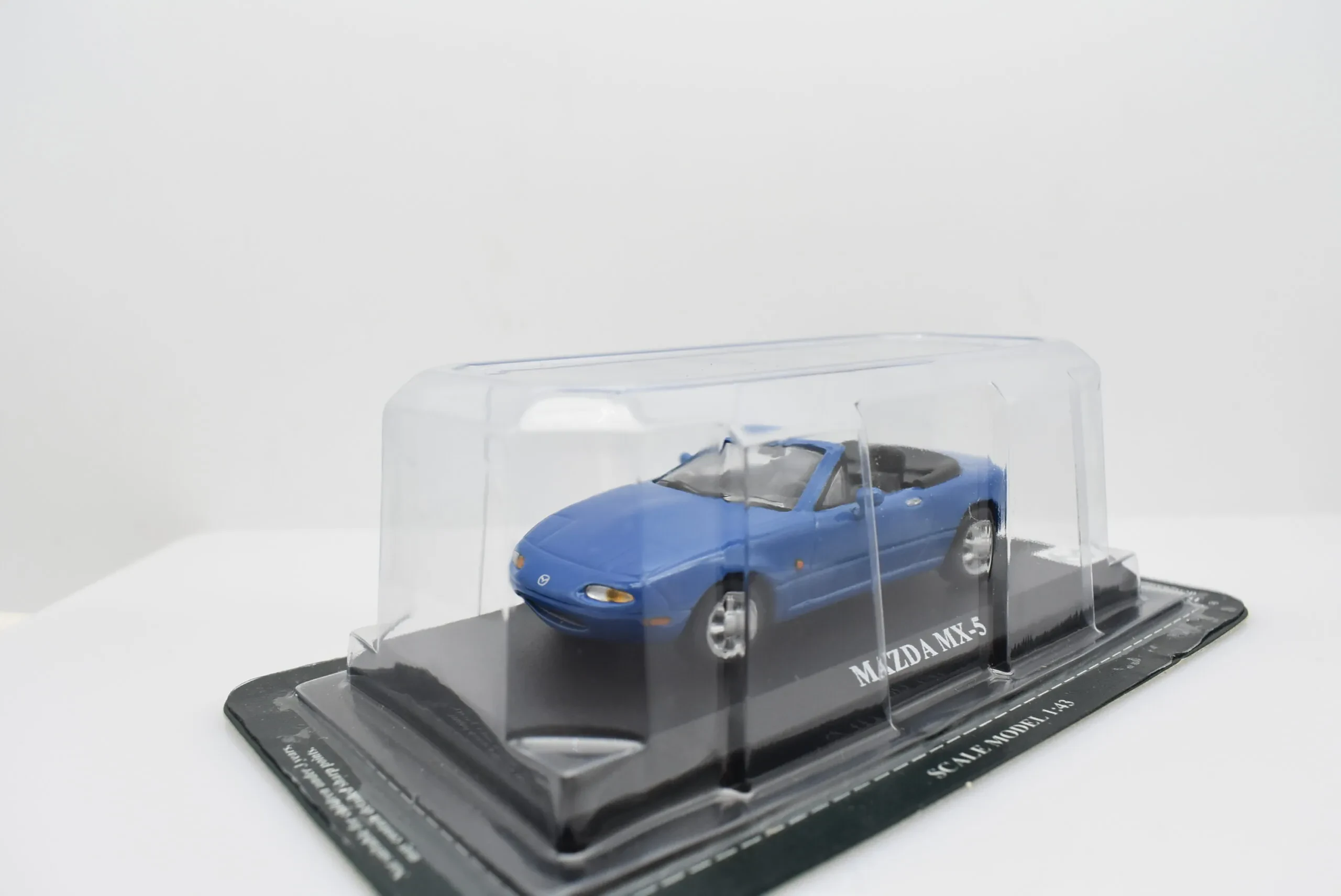 Mazda MX-5 diecast model 2024
