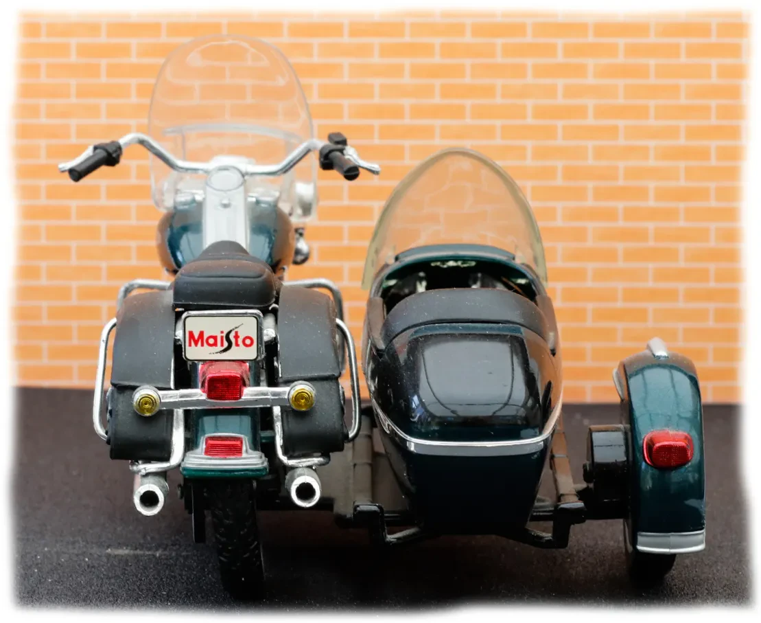 Maisto Diecast Motorcycle Sidecar 2024