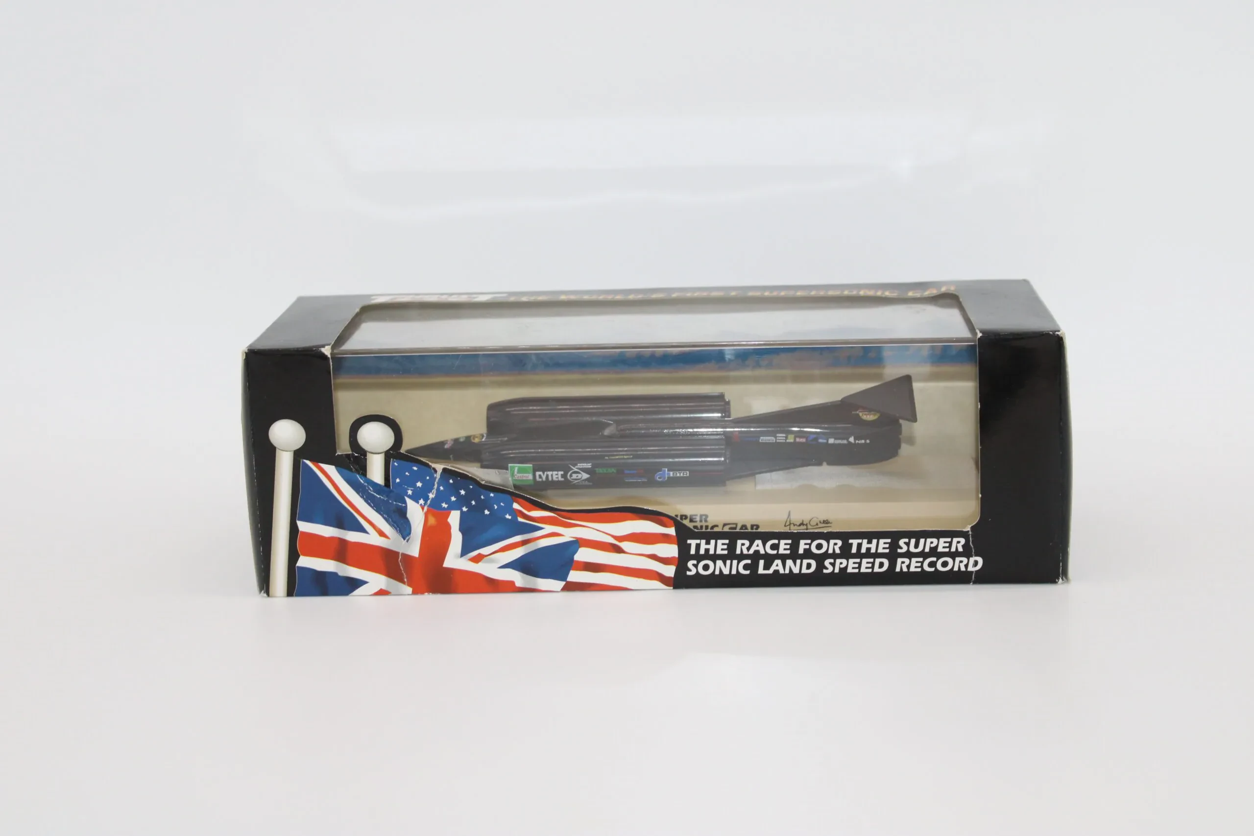img/2402_thrust-ssc-diecast-models-a-collectors-dream.webp
