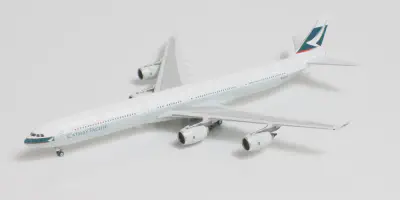 img/2447_phoenix-diecast-models-a-collectors-dream.webp