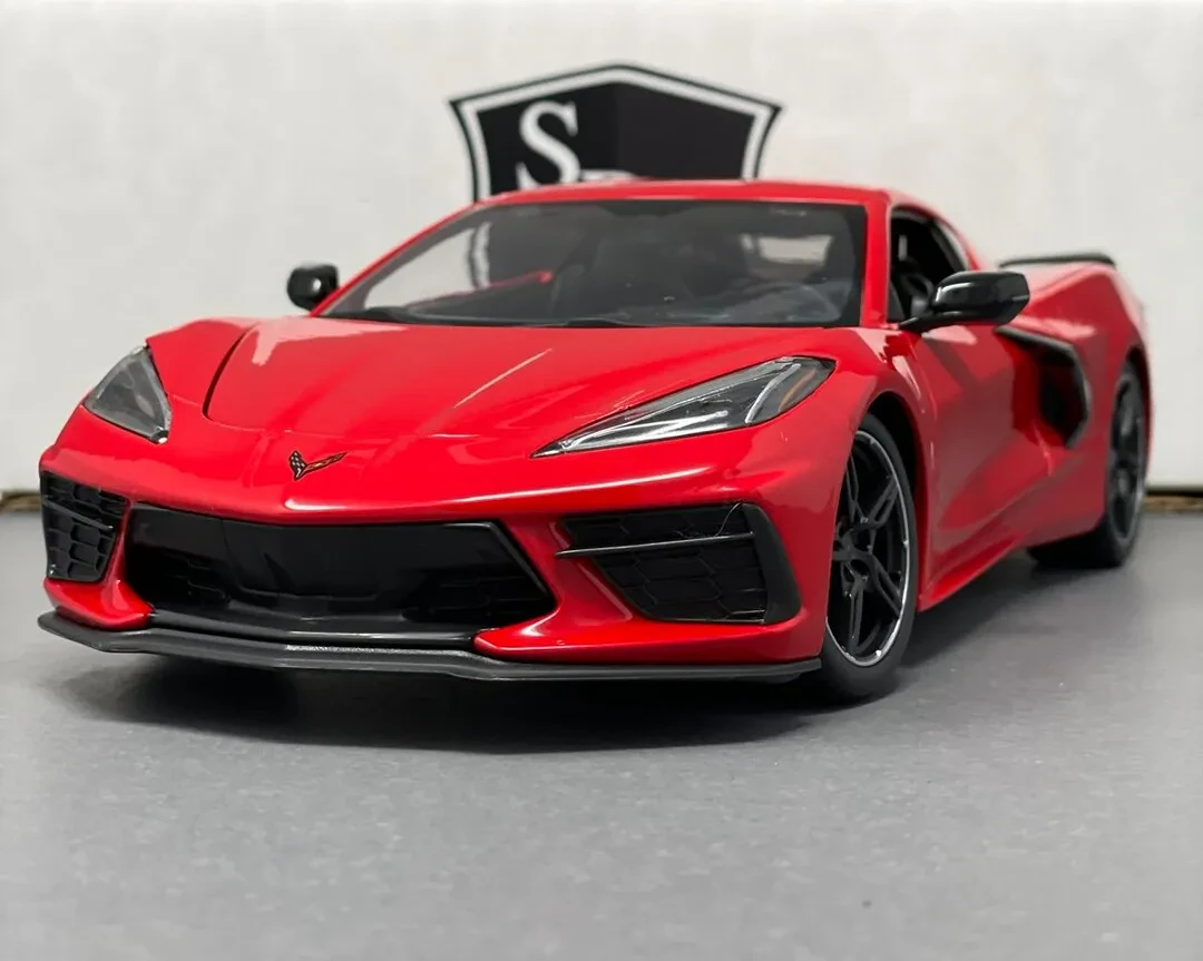 Maisto 2024 Corvette C8 Diecast