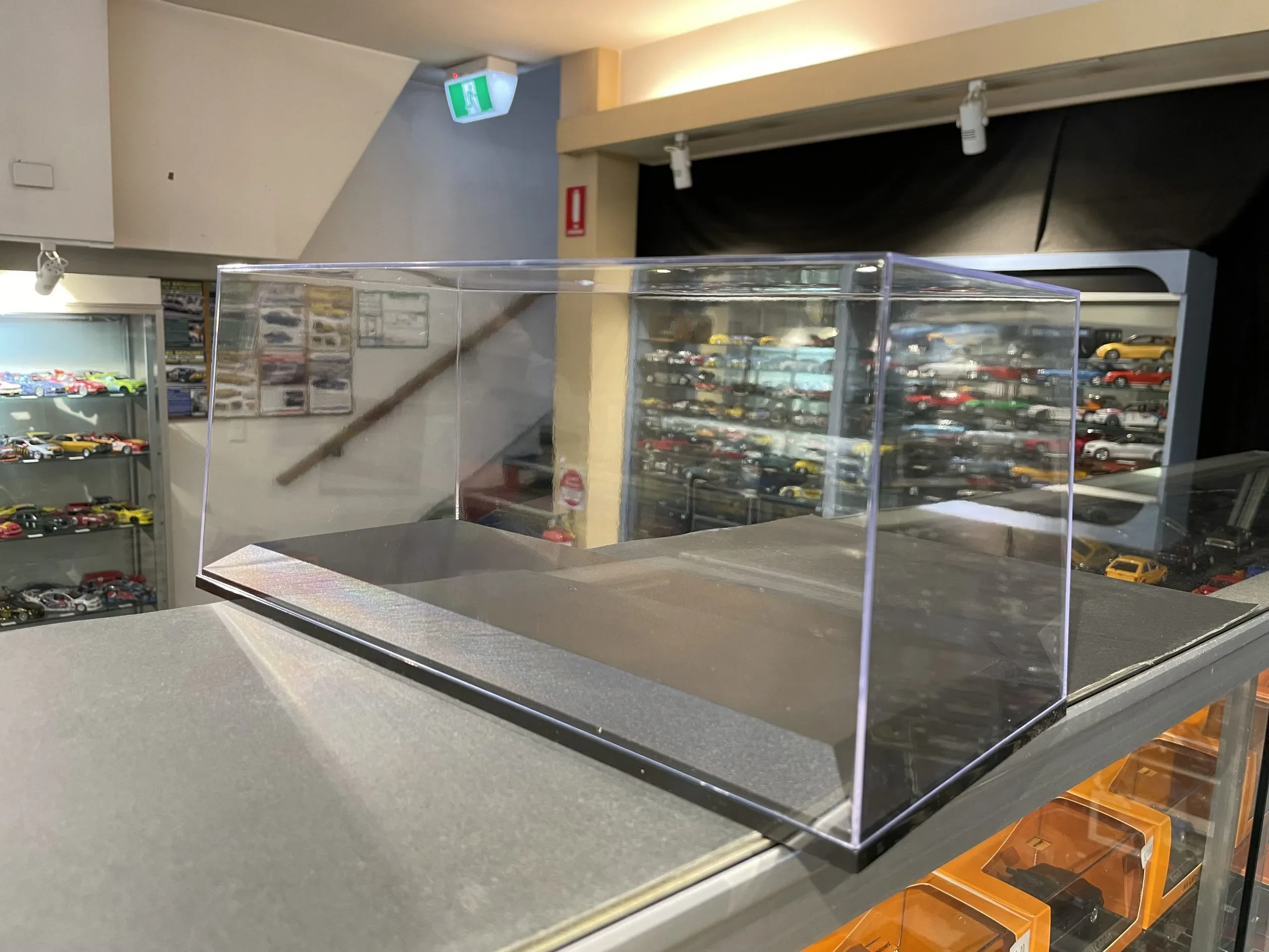 AutoArt display case