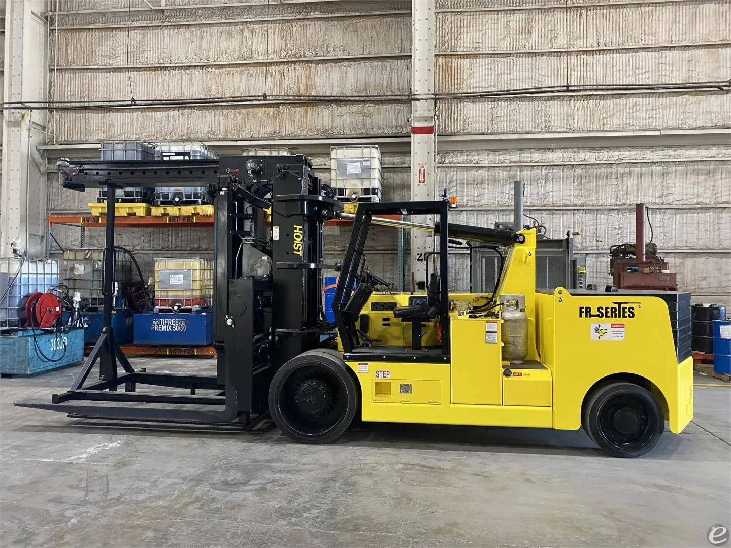 Multi-car hoist 2024