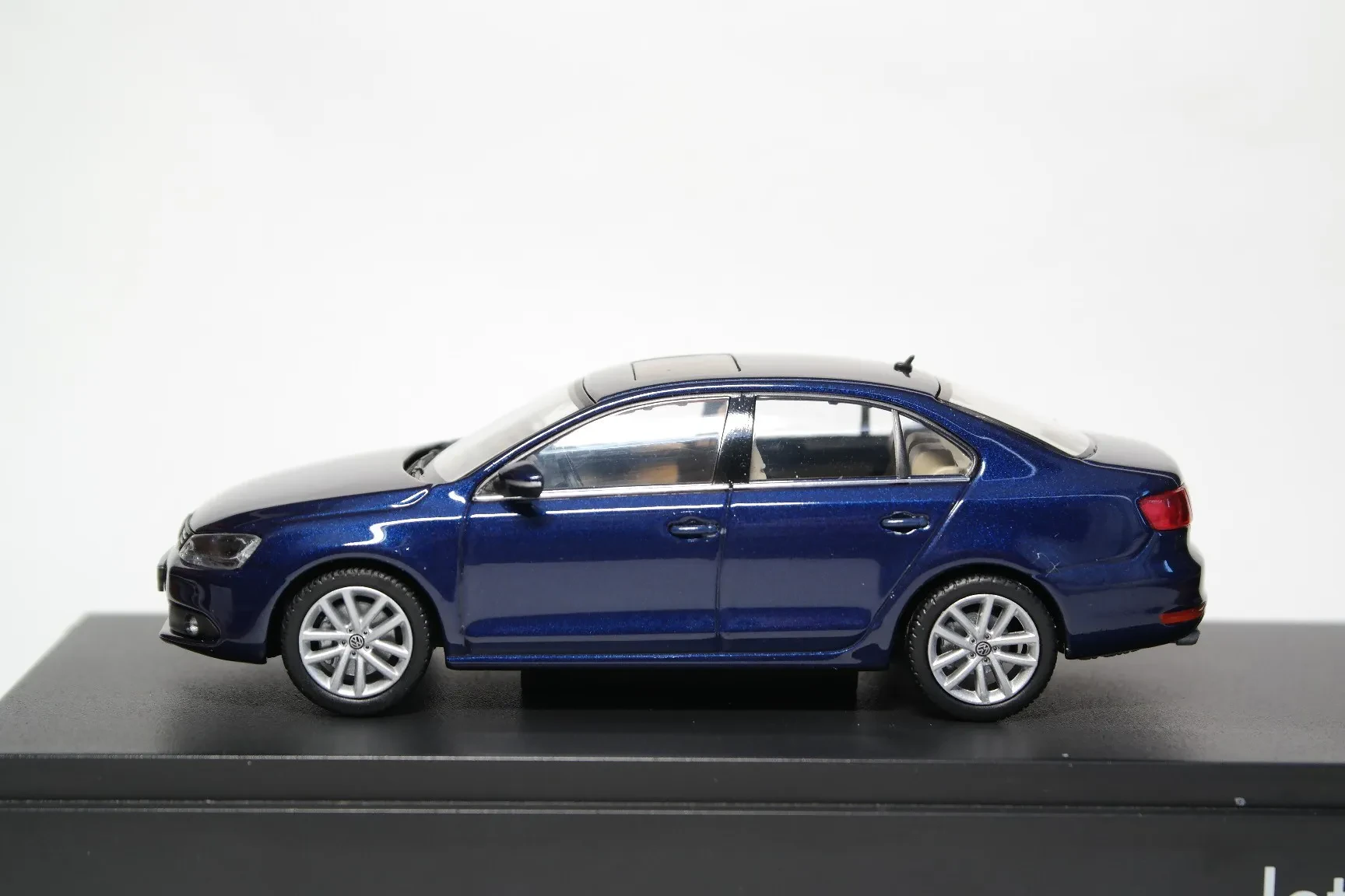 Different VW Jetta diecast colors