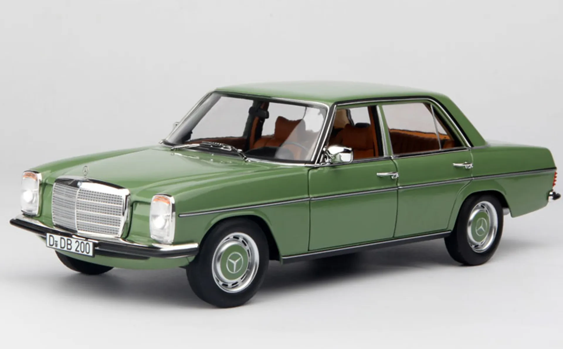 Mercedes C200 diecast 1:18