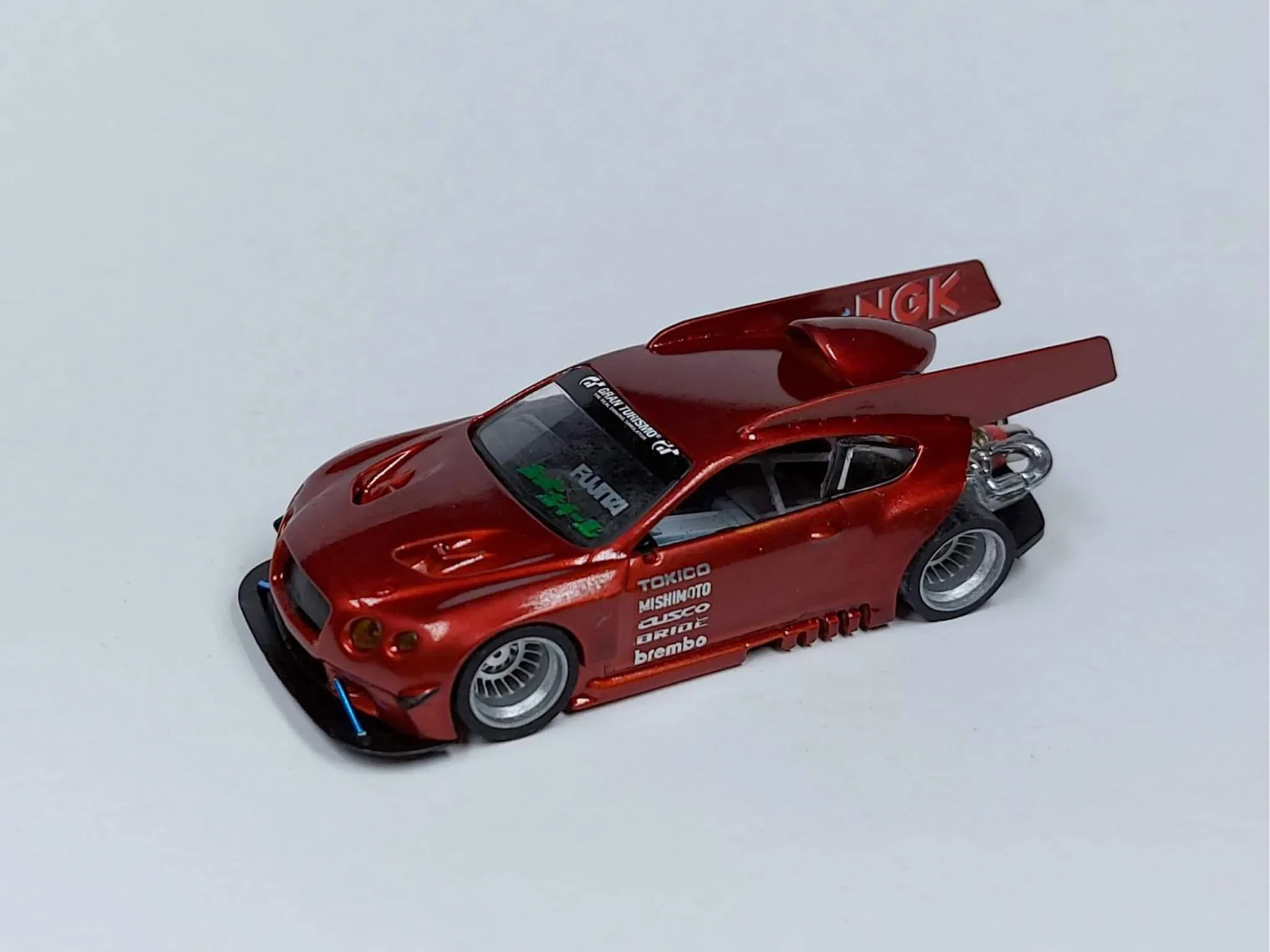 img/2572_are-hot-wheels-diecast-a-deep-dive-into-the-tiny-toy-cars.webp