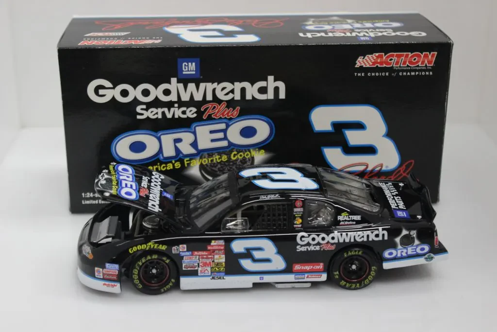 img/2584_dale-earnhardts-daytona-24-hours-die-cast-a-collectors-dream.webp
