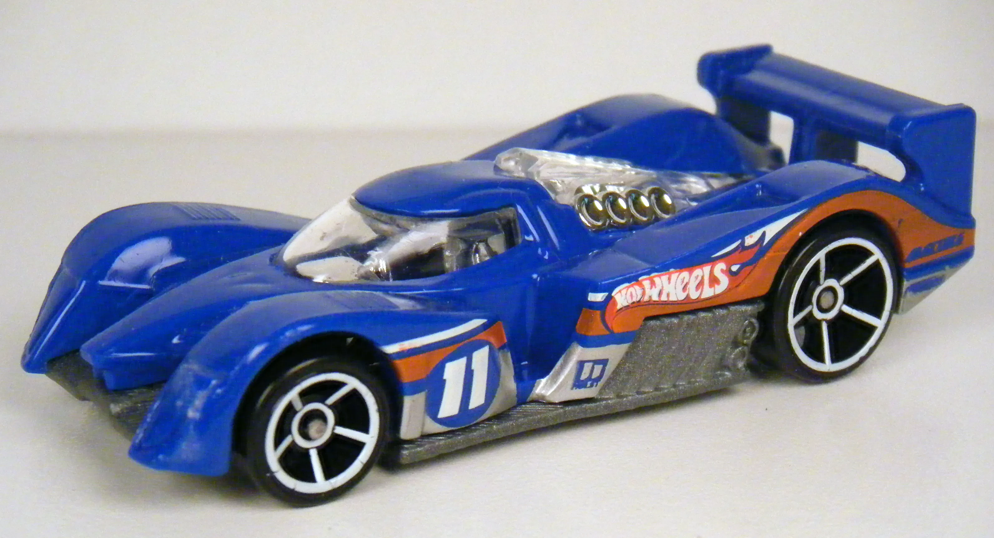 img/2619_unboxing-the-mystery-hot-wheels-mystery-models.webp