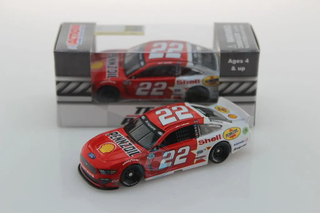 img/2643_diecast-cars-2024-a-deep-dive-into-the-hobby.webp