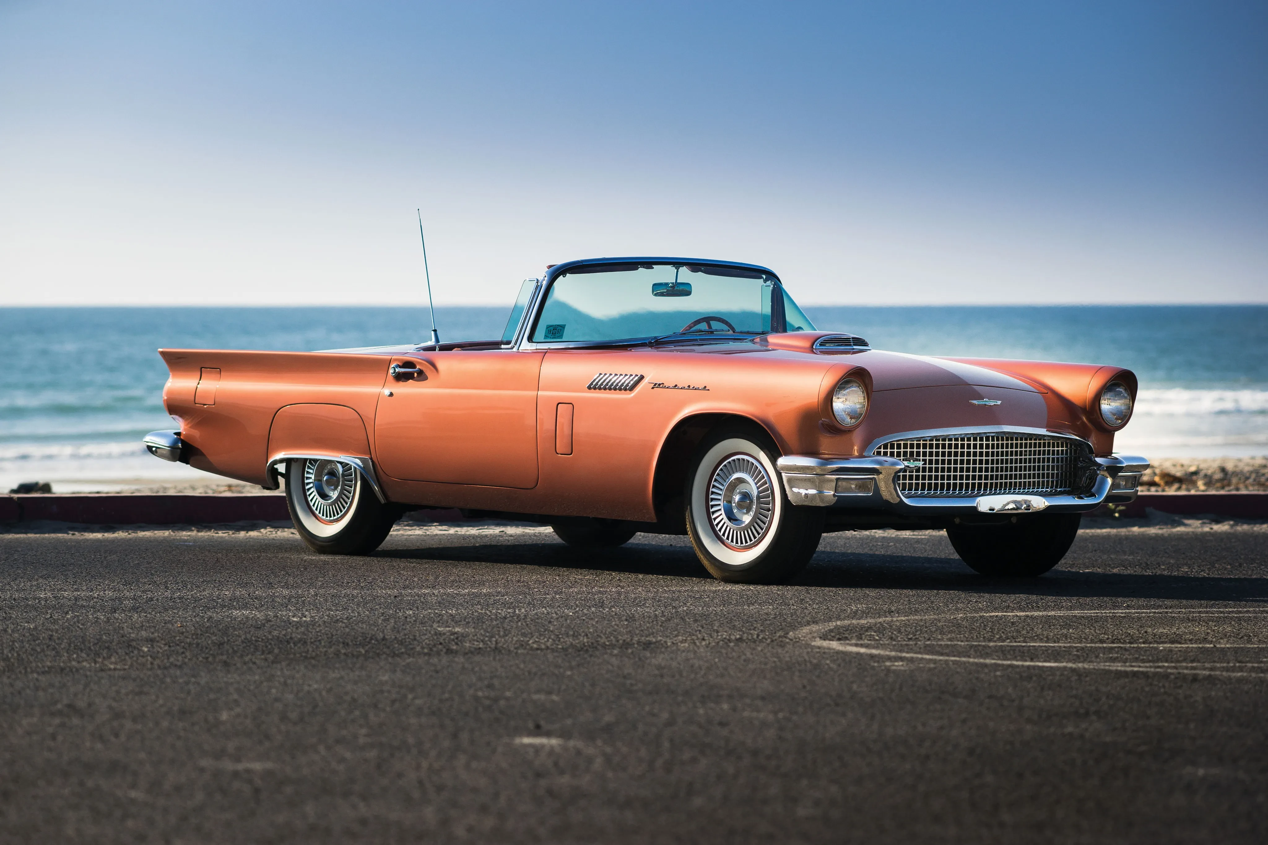 1957 Ford Thunderbird diecast car
