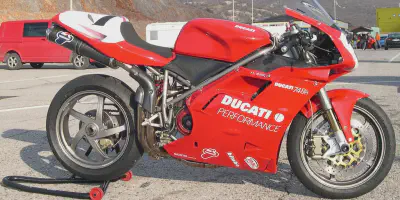 img/2689_your-guide-to-ducati-748-diecast-models.webp