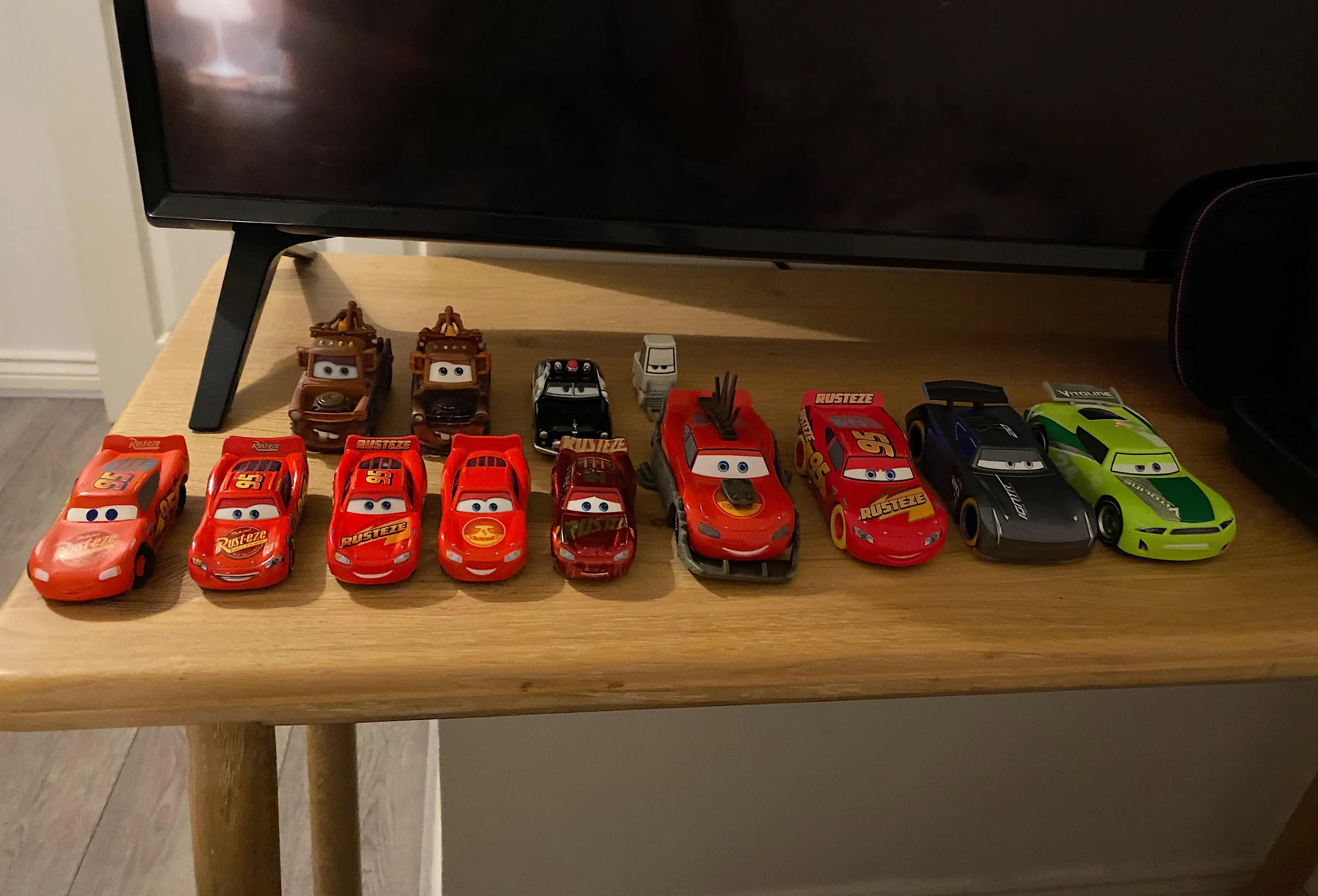 img/2719_my-awesome-2024-diecast-car-collection-a-look-back.webp