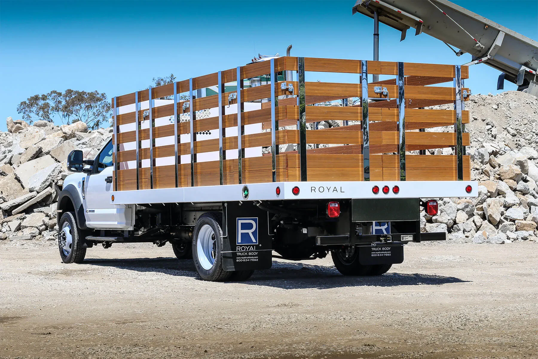 img/2726_stake-bed-truck-diecast-models-a-collectors-dream.webp