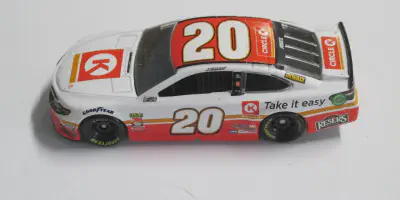 img/2729_nascar-diecast-2024-wave-1-a-collectors-deep-dive.webp