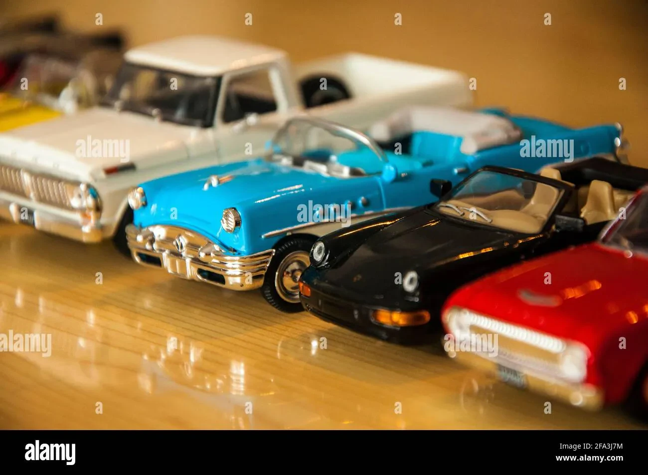 img/2736_diecast-model-cars-a-collectors-passion.webp