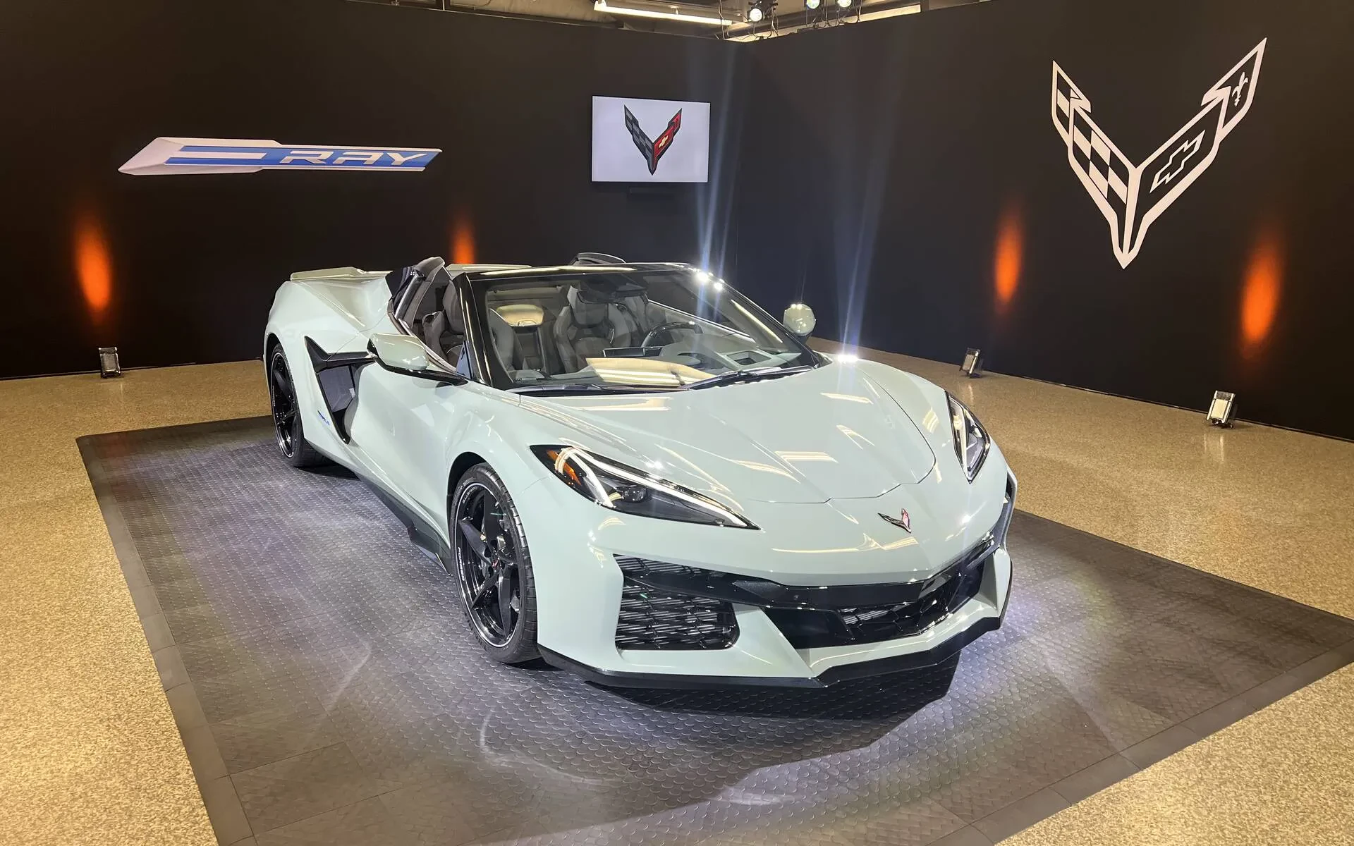 American Excellence Diecast Corvette 2024