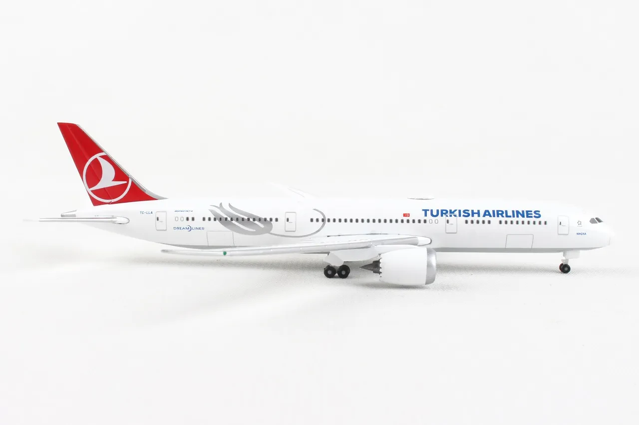 Herpa airplane model