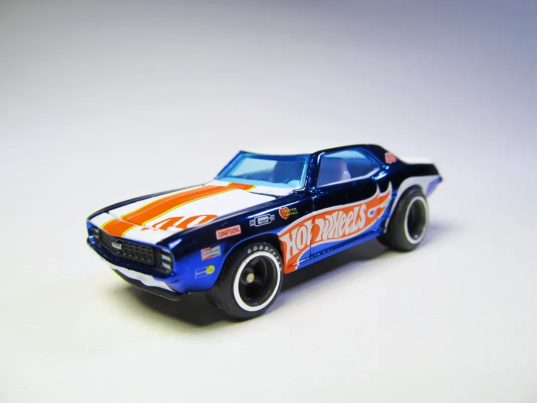 Hot Wheels 69 Camaro 2024