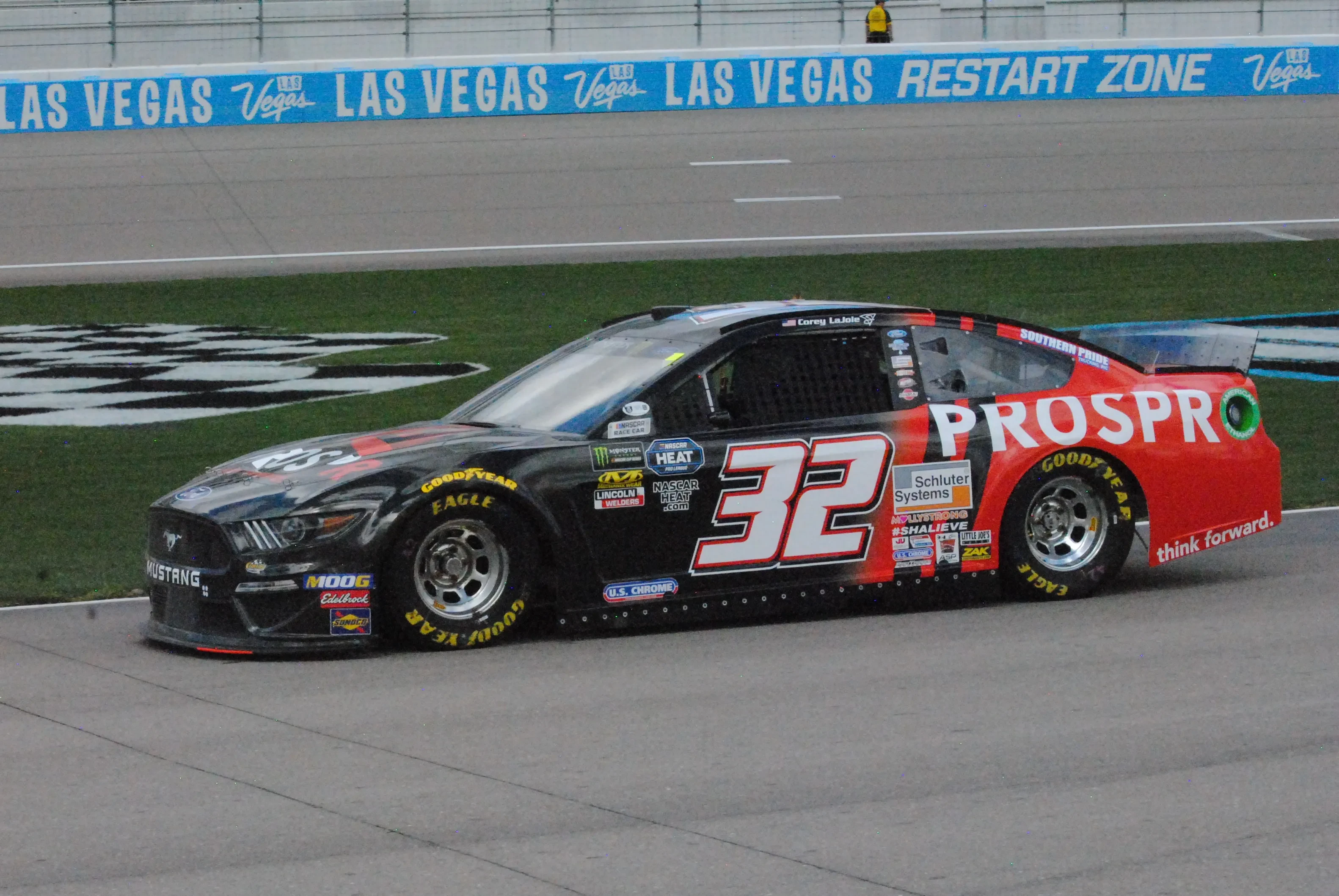 img/2816_corey-lajoies-2024-diecast-cars-a-collectors-guide.webp