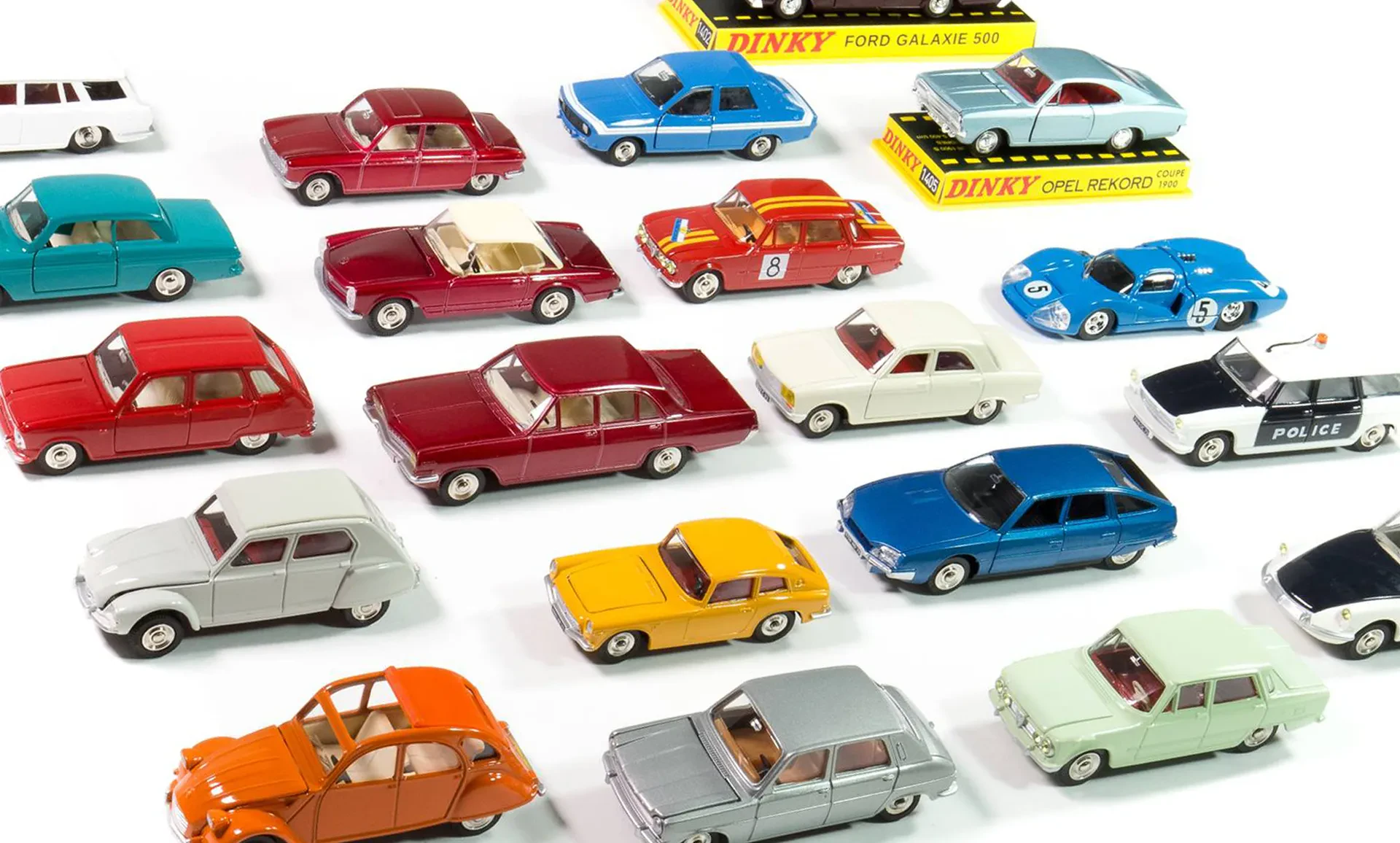 Multiple Kiwi Customs diecast models displayed together
