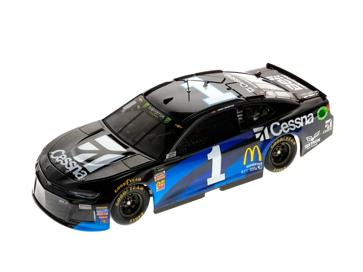 img/2828_diecast-2024-a-year-in-miniature.webp