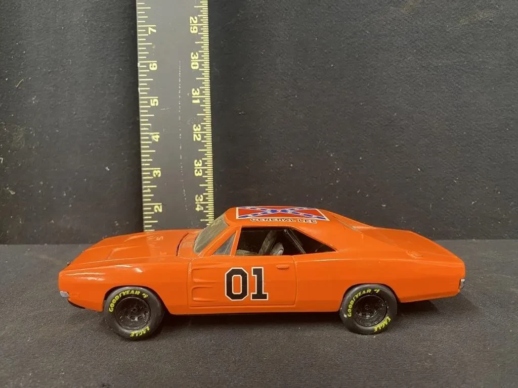 General Lee diecast car
