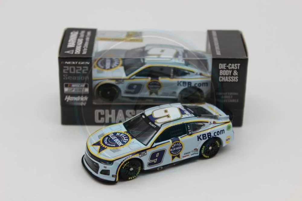 img/2905_finding-the-value-of-your-nascar-diecast-cars.webp