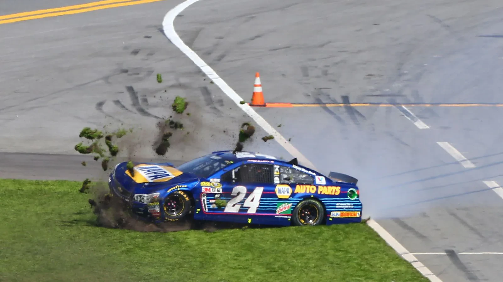 Chase Elliott 2016 Daytona 500 Diecast