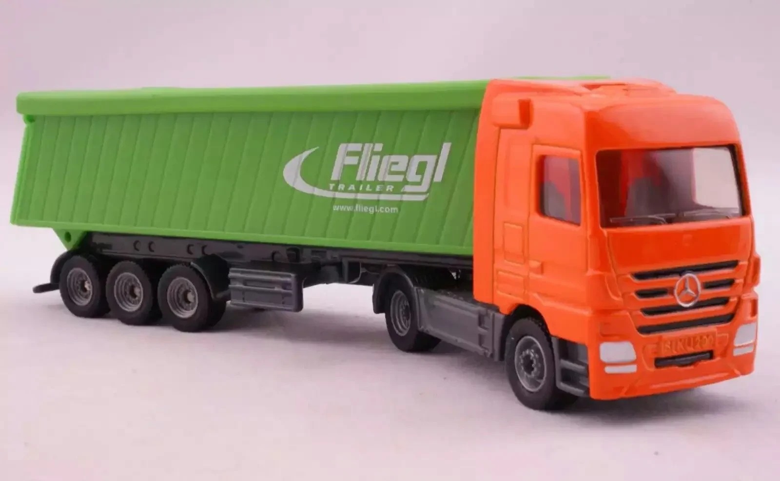 Siku diecast truck