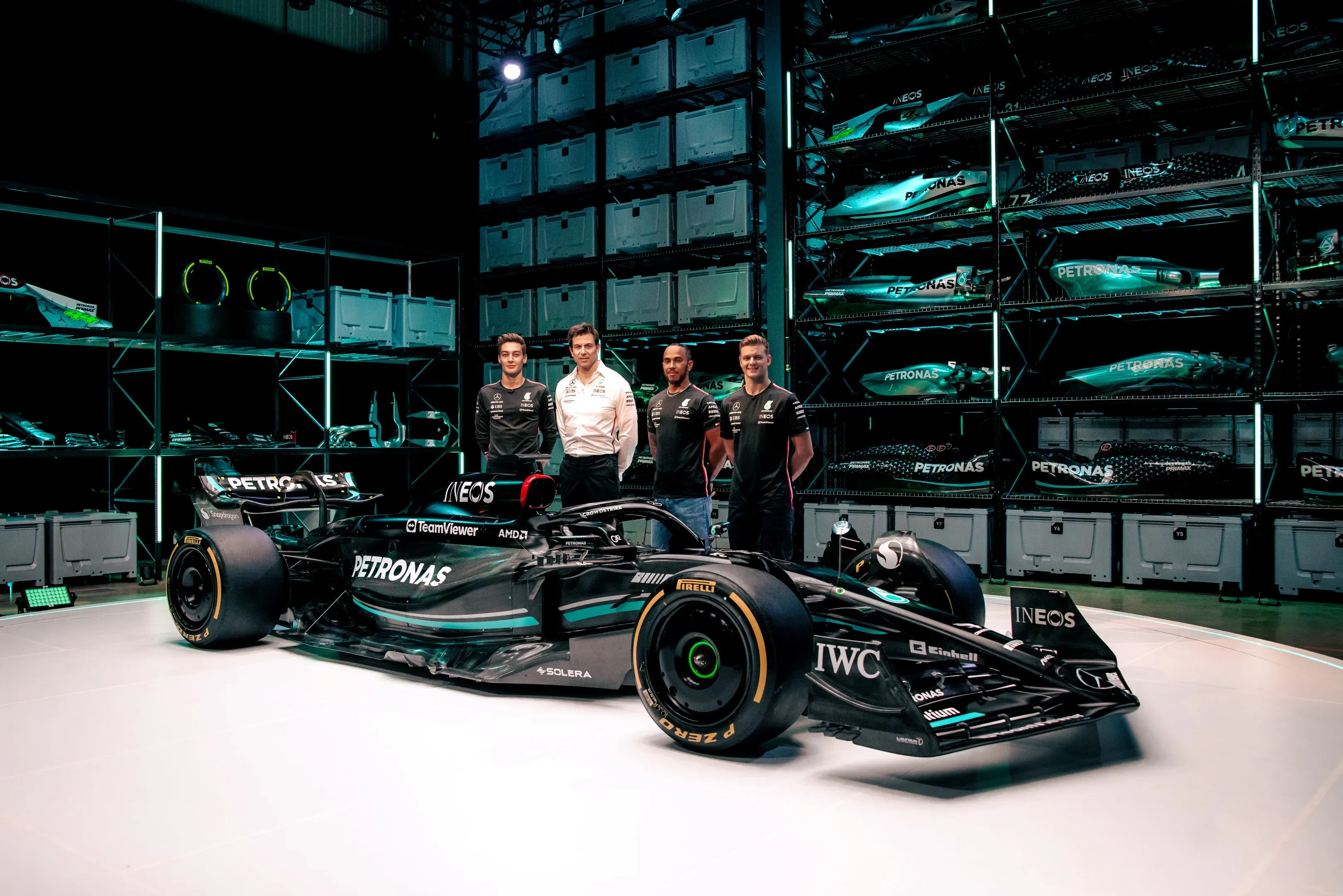 Mercedes F1 W14 diecast 1:18