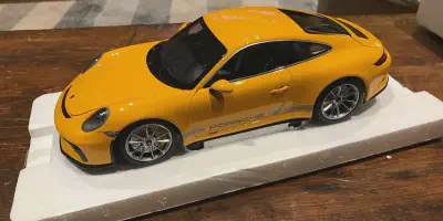 img/2810_porsche-diecast-kits-a-deep-dive-into-tiny-engineering-marvels.webp