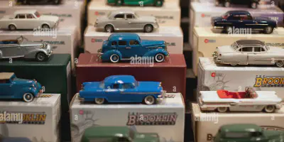 img/2325_diecast-model-cars-in-london-a-collectors-paradise.webp