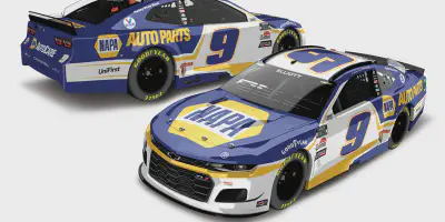 img/2929_chase-elliotts-2016-diecast-cars-a-collectors-dream.webp