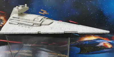 img/2503_disneys-star-wars-diecast-star-destroyers-a-collectors-guide.webp